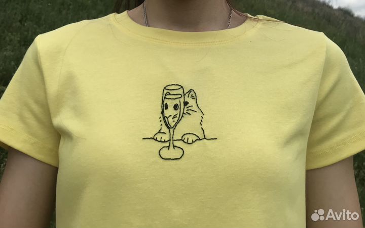 Ручная вышивка на одежде