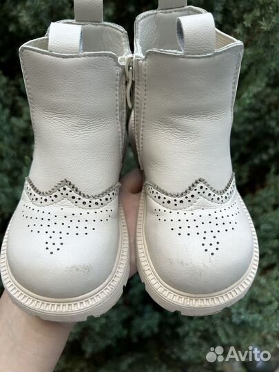 Ботинки для девочки демисезонные 25р