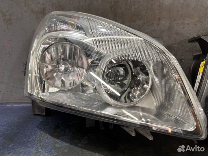 Фары комплект Nissan Qashqai J10 Дорест