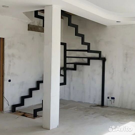 Каркас лестницы