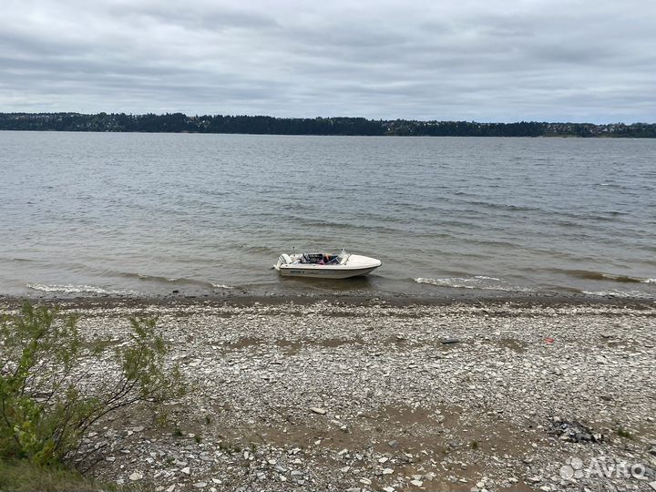 Продам лодку с мотором
