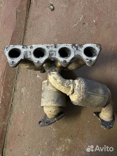 Выпускной коллектор passat b6 2.0 fsi BVY