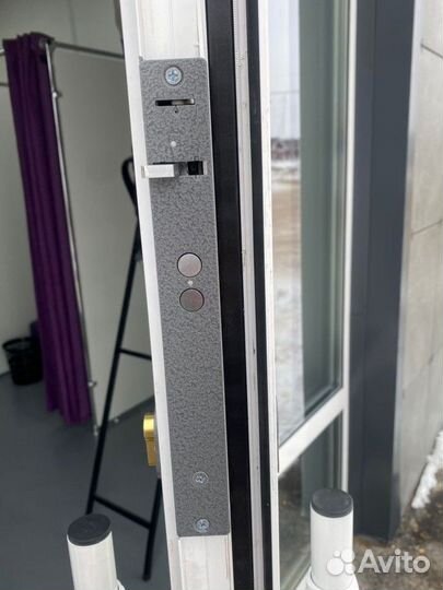 Установка электро-замков, видеонаблюдения, скуд