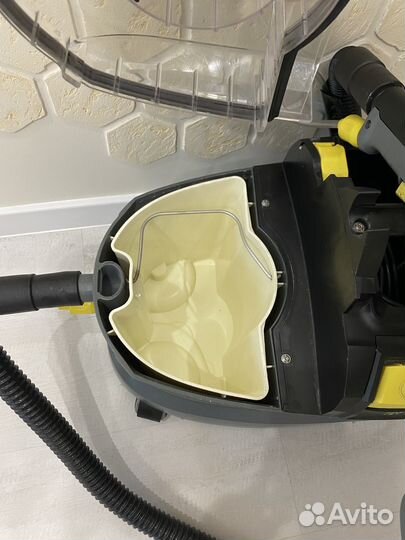 Моющий пылесос karcher puzzi 8 1