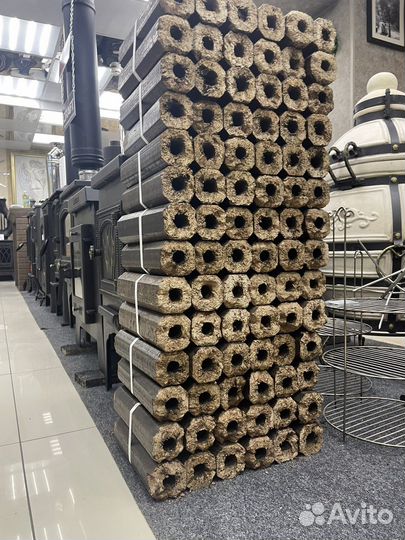 Топливные брикеты pini kay