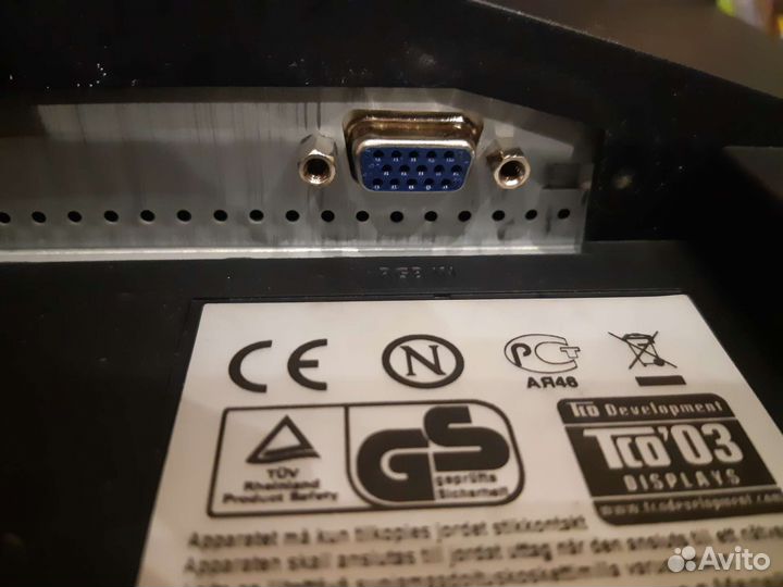 Монитор Samsung