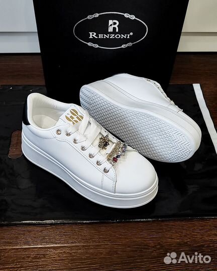 Кроссовки Натуральная кожа Italian белые новые IT