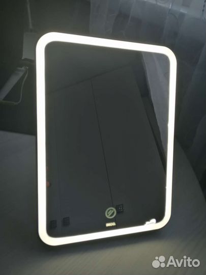 Зеркало сенсорное с подсветкой