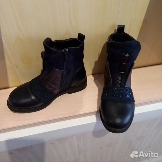 Ботинки демисезонные для девочки 29
