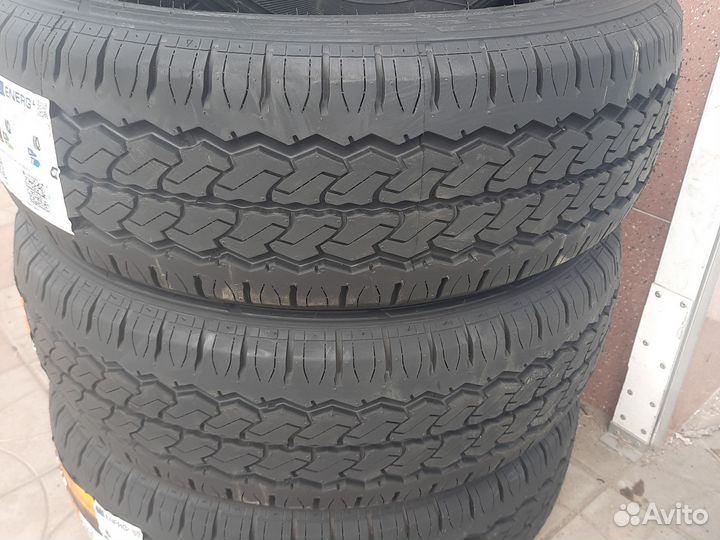 Pace PC18 215/65 R16C 109T