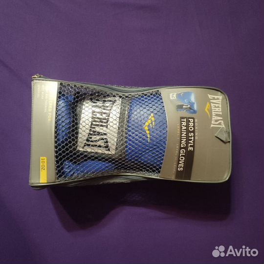 Боксерские перчатки 10 oz Everlast model 2210