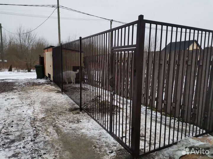 Вольер для собак/ выгульная зона