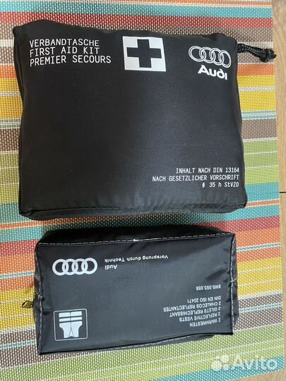 Набор для Audi аптечка и жилет