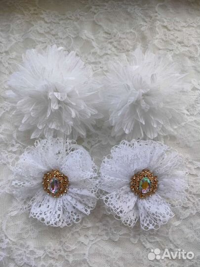 Белые банты