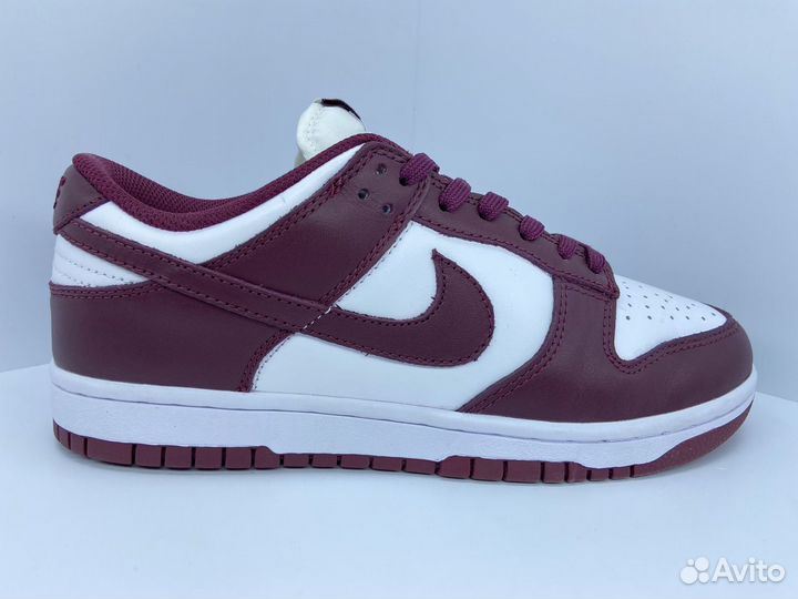 Nike Dunk Low Bordeaux