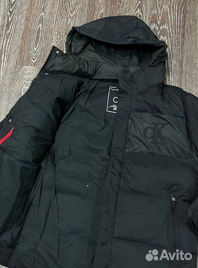 Зимняя куртка Calvin Klein: стиль и уют