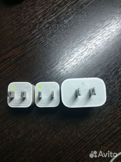 Зарядное устройство Apple