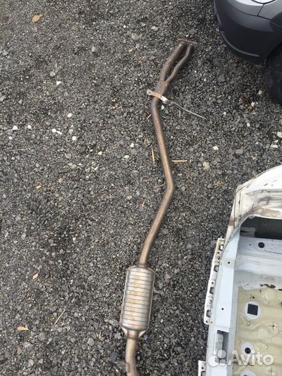 Глушитель мерседес W204