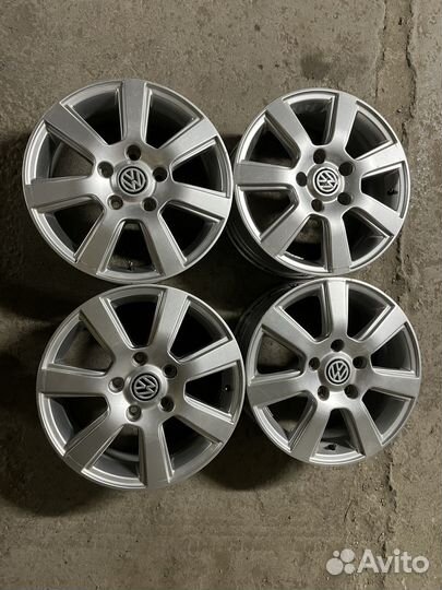 Литые диски r16 5 120 ET 62 VW Amarok