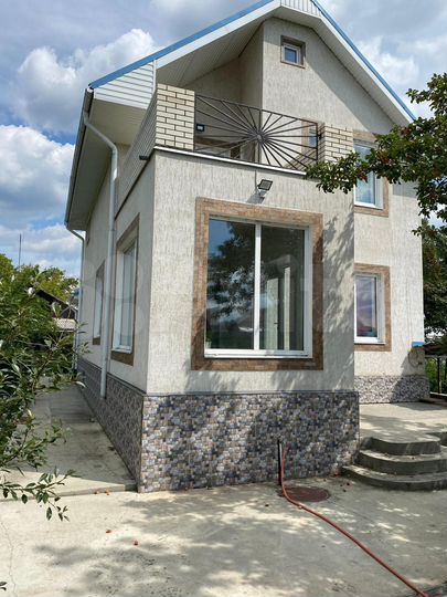 Коттедж 218 м² на участке 16 сот.