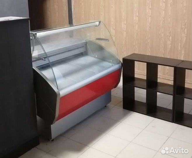 Витринный холодильник