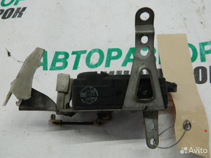 Моторчик заслонки печки для Toyota Vista 3 1990-1