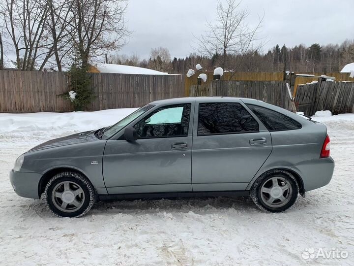 LADA Priora 1.6 МТ, 2010, 200 000 км