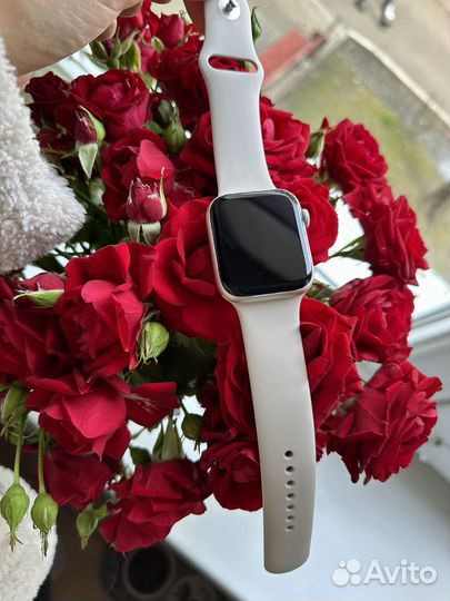 Часы apple watch SE 44 mm 2022 на запчасти
