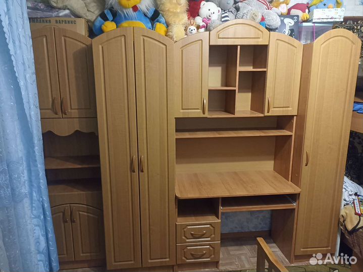 Стенка в детскую