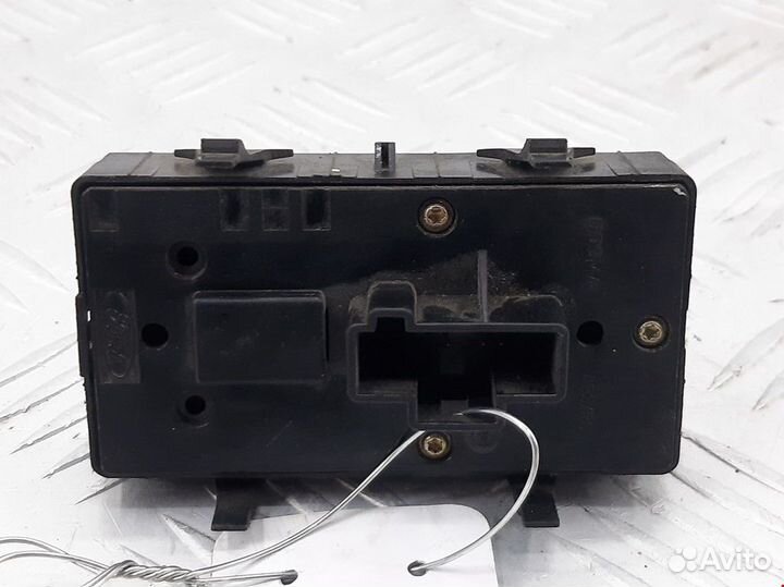 Блок управления стеклоподъемниками Ford Mondeo