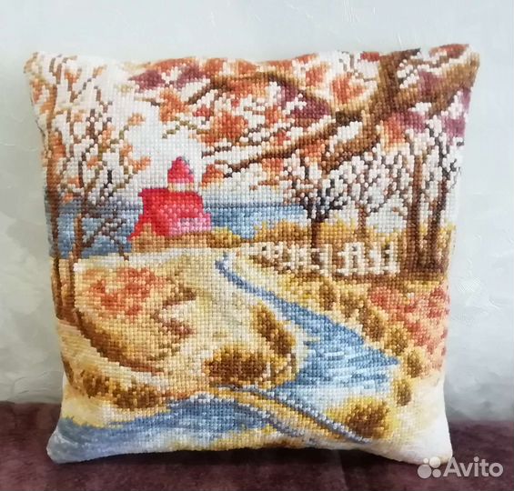 Подушка интерьерная
