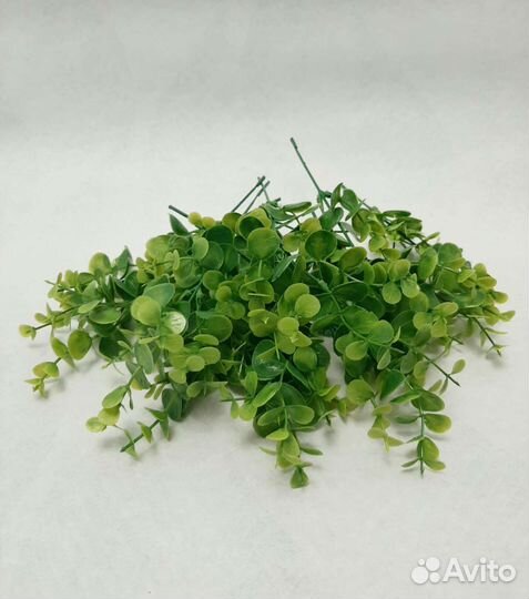 Искусственная зелень, искусственные цветы