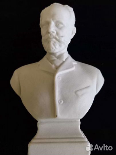 Бюст П.И.Чайковский