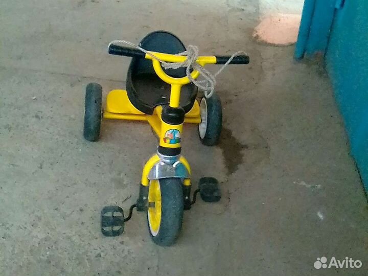 Детский трехколесный велосипед Чижик