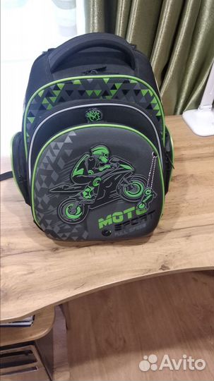 Портфель школьный для мальчика