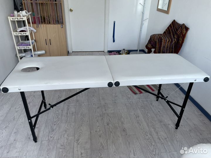 Массажный стол