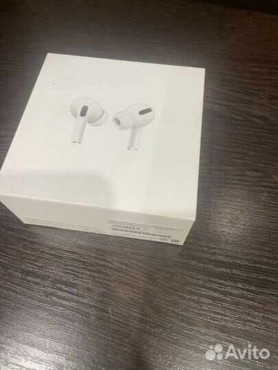 Пустые, оригинальные коробки iPhone