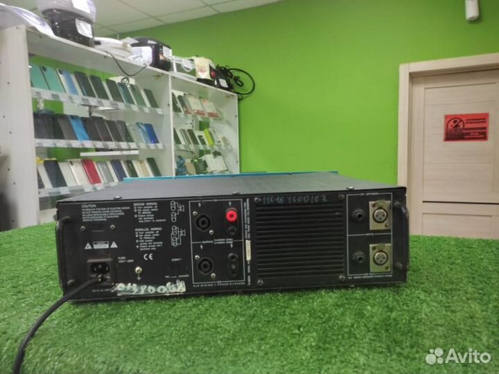 Профессиональный усилитель мощности Eurosound D-90