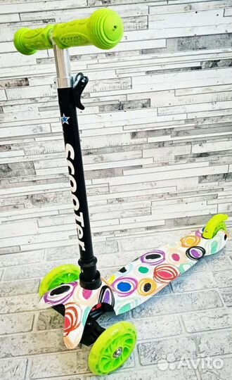 Самокат детский трехколесный