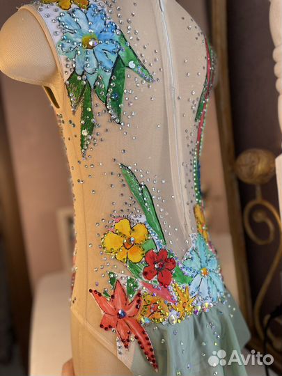 Купальник для художественной гимнастики