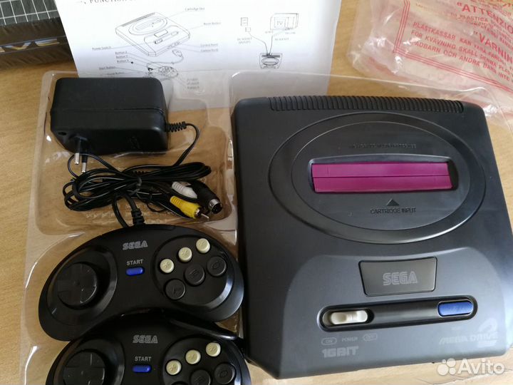 Sega (Сега), 368 встроенных игр, 2 джойстика.Новая