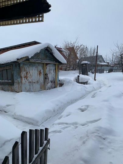 Дом 22,7 м² на участке 4 сот.