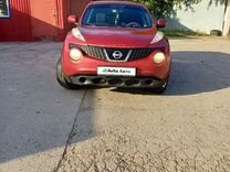 Nissan Juke 1.6 CVT, 2013, 253 000 км, с пробегом, цена 950 000 руб.