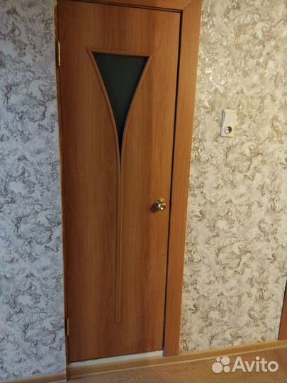 Продам одну дверь размер 60см на 200см б/у