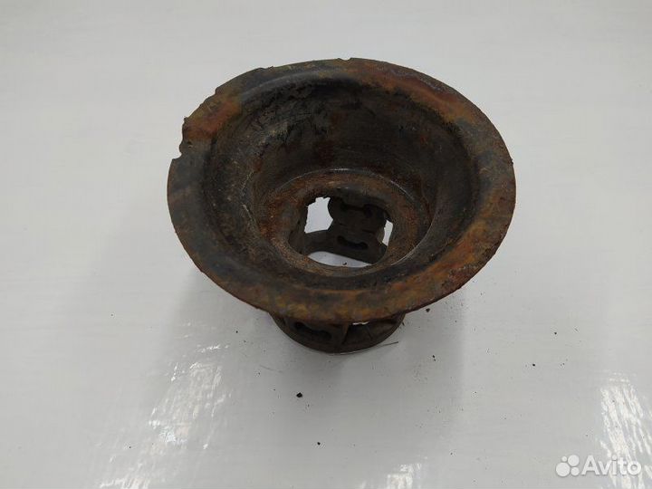 Опора амортизатора верхняя (чашка)