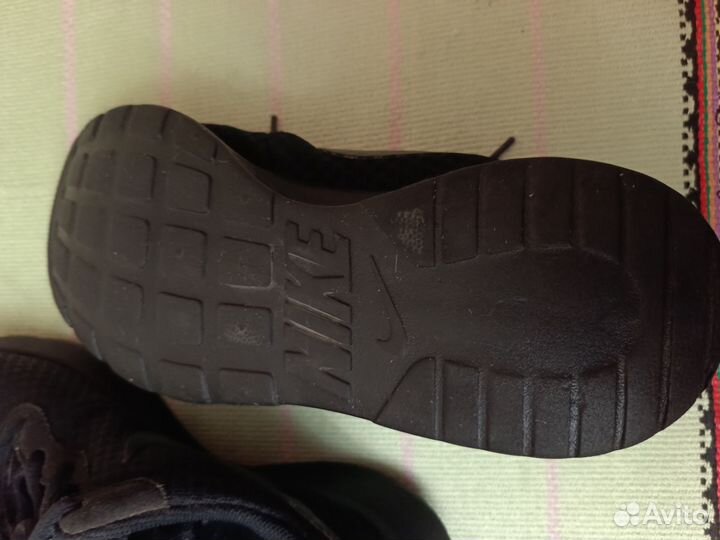 Кроссовки Nike 39