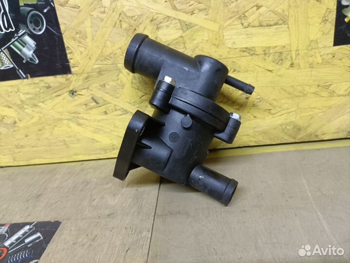 Корпус термостата Skoda Fabia 1 6Y 1.4 2002