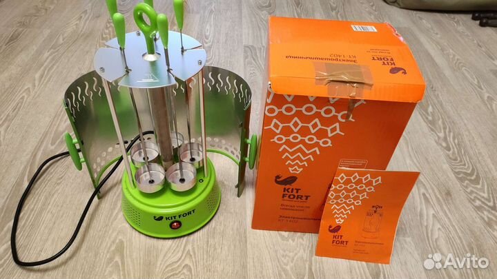 Инфракрасная электрошашлычница Kitfort KT-1402