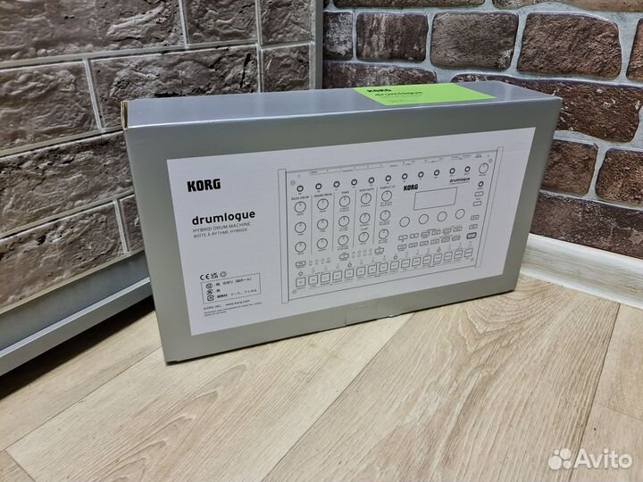 Korg Drumlogue драм машина