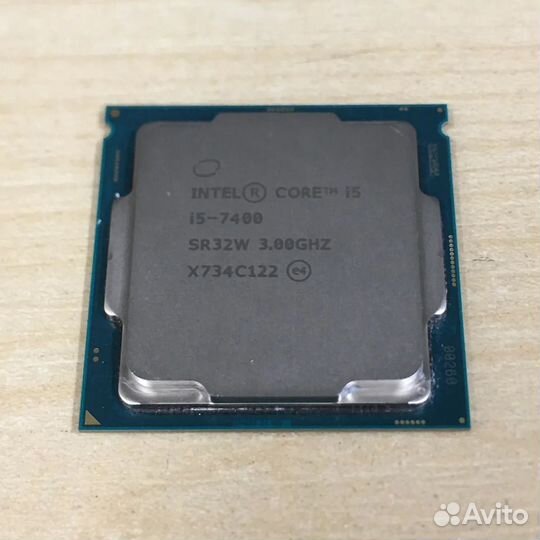 Четырехядерный процессор Intel Core i5-7400